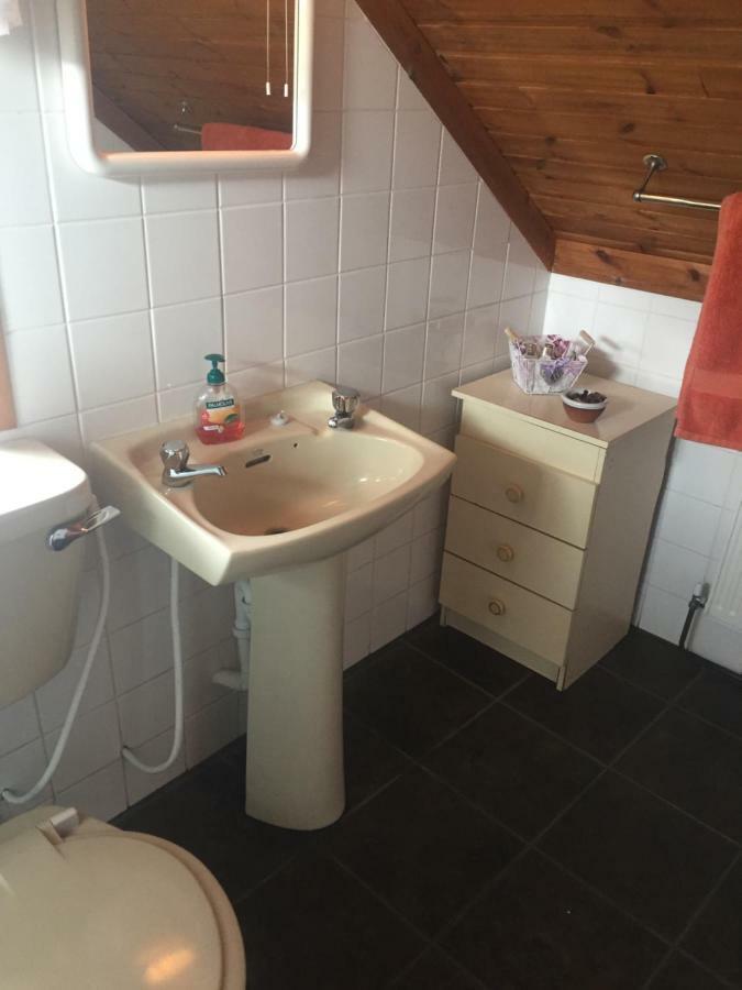 Cummins Cottages Ballycrossaun エクステリア 写真
